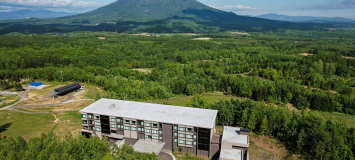 Higashiyama Niseko Village, a Ritz-Carlton Reserve Hotels in Abuta District