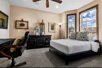 Huge home with theater, hot tub, golf cart, and just minutes from Lambeau Field!