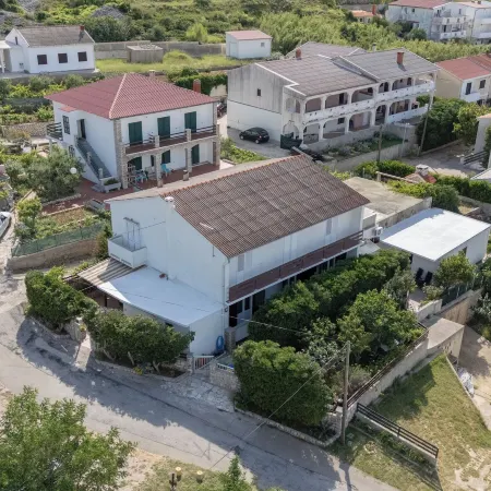 Apartments Jelica