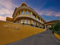 Country Inn Amp; Suites by Radisson, Goa Candolim Hotels in Candolim