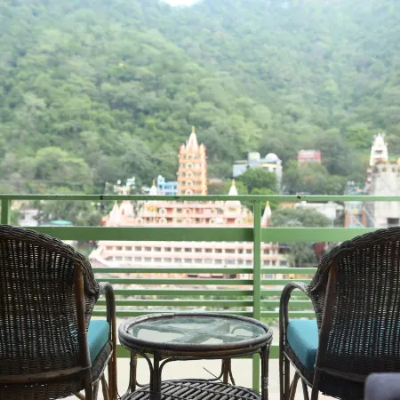 Kunwar Residency