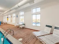 Pellston Lodge - Swimmingpools