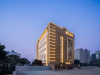 Foxtrail Sector 60 - am Hotel Kollection, Gurgaon Hotels near Ghata Jheel