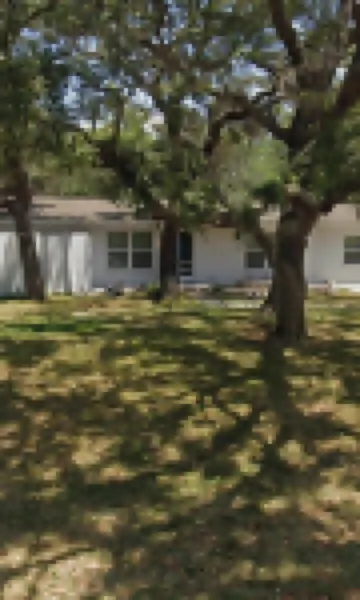 Warm and Cozy Home in Quiet Neighborhood!! LLC