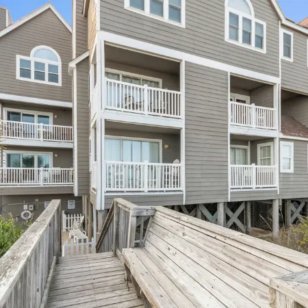 Oceanfront 2 Bedroom + Sofabed with Pool, Linens Included, at Cape Coddages II!
