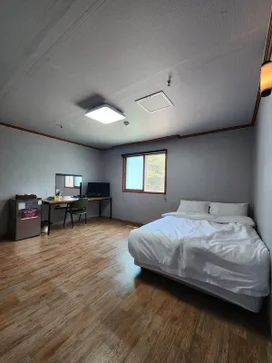Chilbosan Hot Spring Resort Hotels in 