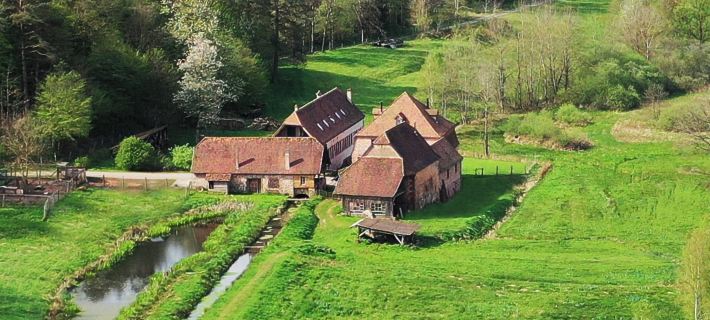 Maison d'hôtes la Paulusmühle Ancien Moulin en Pleine Nature Ξενοδοχεία στην πόλη Moselle