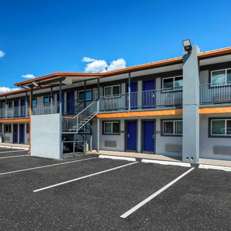 Copper Manor Motel