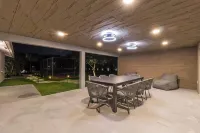Villa Spectacular by Glam Homes