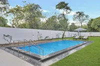 Alaya Stays Ratikara Ullaas 2BHK Pool - Villas