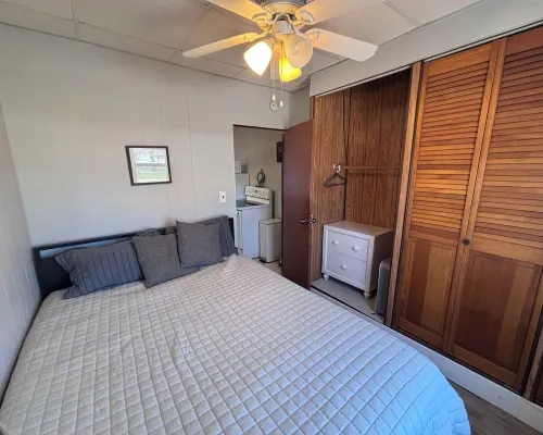 1 Block to the Beach! Firepit, 2 Bikes, Sleeps 4 Hotels in Two Rivers