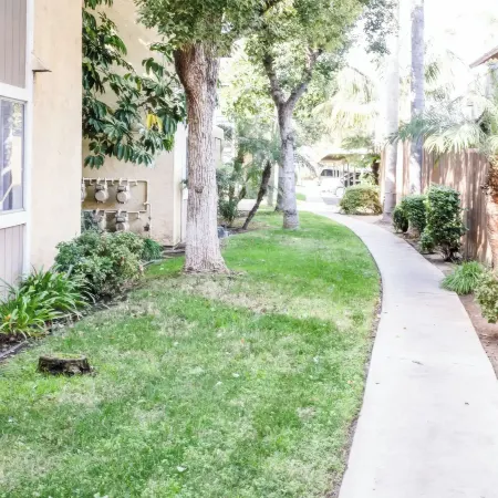 Escondido Urban Stay - 2BR Apartment
