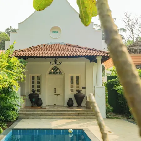 ELIVAAS Maison 10 Luxe 4 BHK Villa