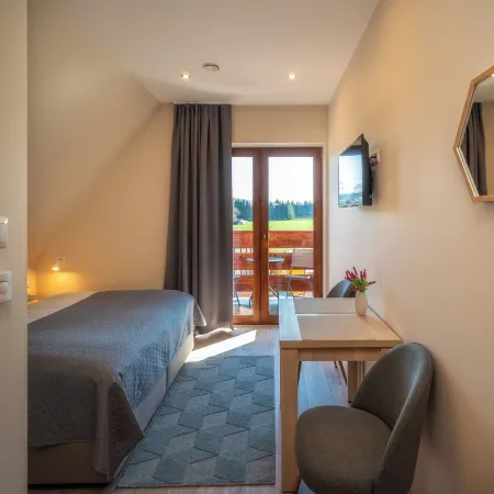 PRZY TERMACH - Pokoje Apartamenty Domki
