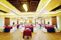 Hotel Excellency - 3-Star