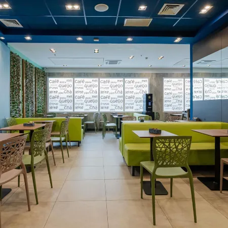 Ibis Budget Santos Gonzaga