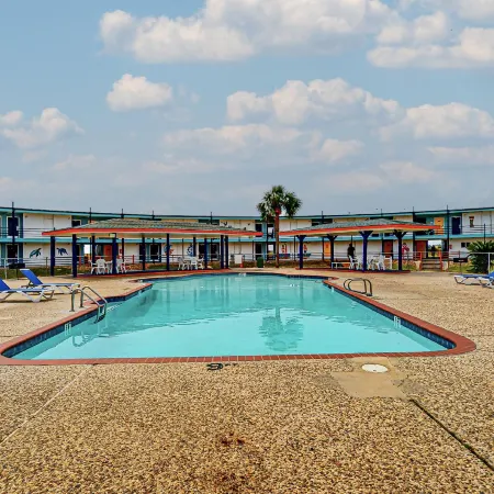 Crystal Palace Resort