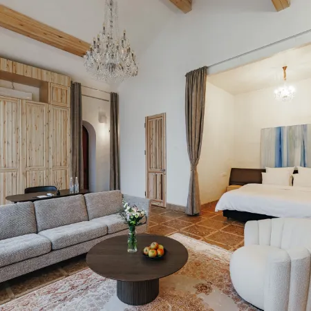 Pole Boutique Hotel