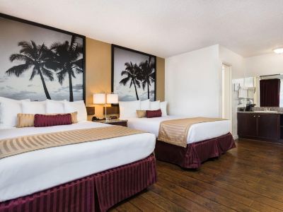 Kings Inn Anaheim at the Park & Convention Center