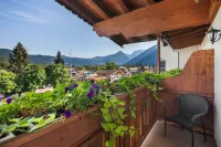 Bavarian Lodge - Mountain view