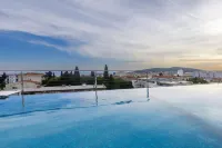 Annex Building of Art Hotel - Pools