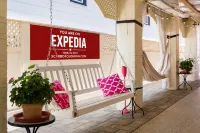 Scarborough Inn - Bed and Breakfasts