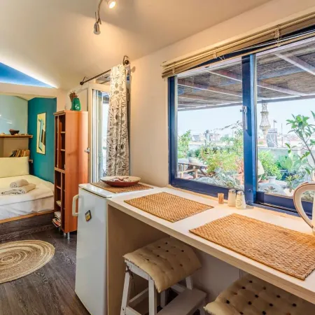 Chic Loft with Roof Garden and Panoramic View!