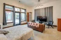 3 Blocks to Dtwn! Cozy Sedro-woolley Retreat! - 4-Star