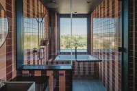 THE TSUBAKIMORI Hotel & Residence - 2-Star