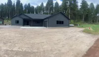 Spacious Seeley Lake Luxury Home 4-Bdr, 4 Bath.  Snowmobiler/Adventurer Paradise - Homestays