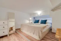 GuestReady - Charming Studio with Patio in Gràcia バルサルネスのホテル