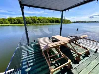 Boat House for 7 with Jacuzzi - Laiva
