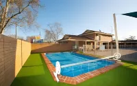 Albury City Motel - Parking