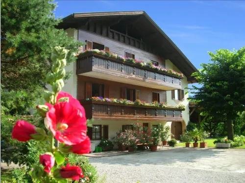 Res Gritschhof in Latsch with Pool & Garden - Wifi