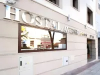 Hostal Avenida Barajas - Pensions