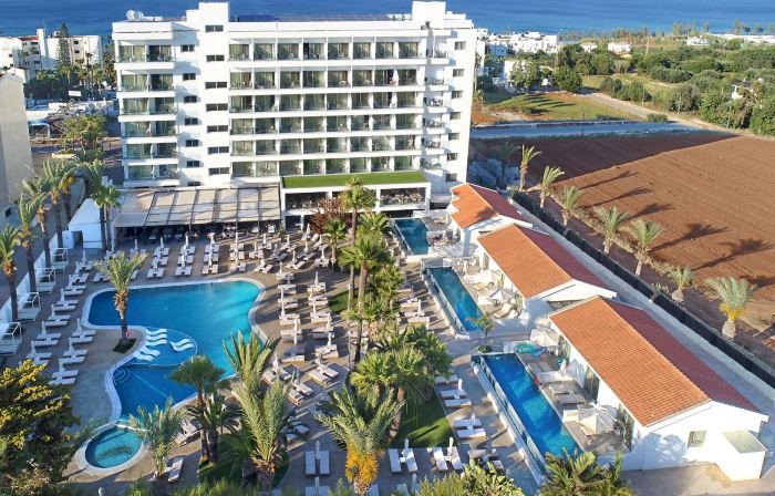 Bohemian Gardens Hotel