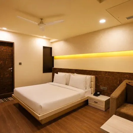 Hotel Sonash by Golden Treat