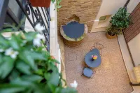 Marie Claire Apartments & Spa - 4-Star