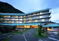 Hotel Kunitomi Suisenkaku - parking