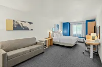Spark by Hilton Appleton - parking