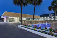Days Inn by Wyndham Pawleys Island - Pools