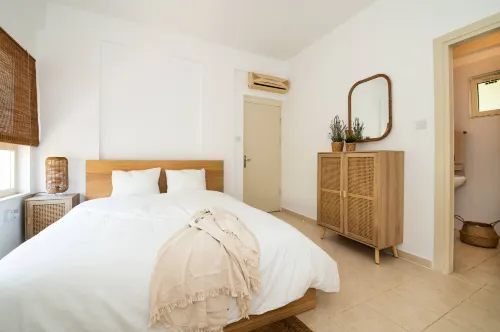 Sunset Sea and mountain view 3 bed 2 bathroom apartment ground floor - Dağ Manzaralı