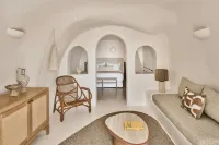 Mystique, a Luxury Collection Hotel, Santorini - Luxury