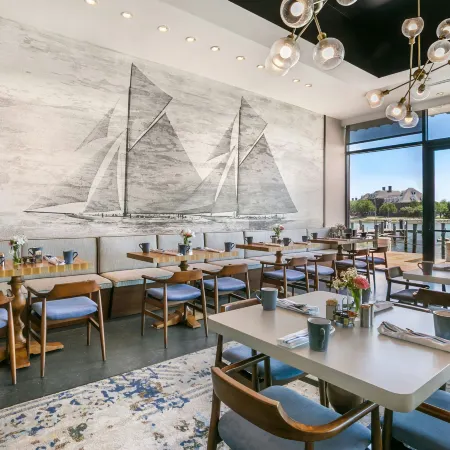 The Landing at Hampton Marina, Tapestry Collection by Hilton Ξενοδοχεία στην πόλη Hampton
