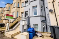 Cosy Modern Stay Prime - Cardiff Location - Free Parking - Condos