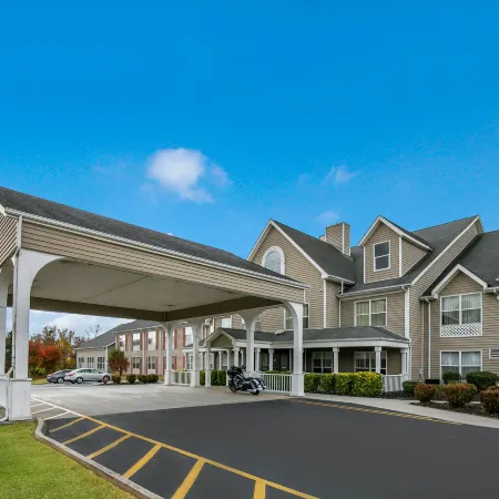 Red Roof Inn & Suites Knoxville East