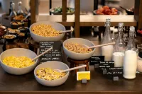 Hilton Garden Inn Vilnius City Centre - breakfast