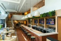 Sandman Hotel Vancouver Downtown - Boutique