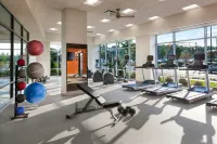Homewood Suites by Hilton Teaneck Glenpointe - parking