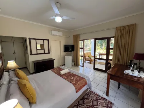 The Guest House Pongola - parking